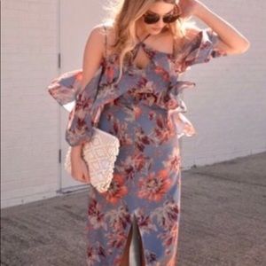 Intermix silk floral maxi-flaws
